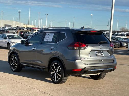 2020 Nissan Rogue SL