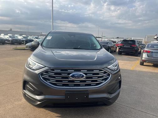 2020 Ford Edge SE