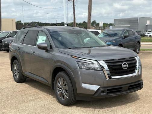 2025 Nissan Pathfinder SV FWD