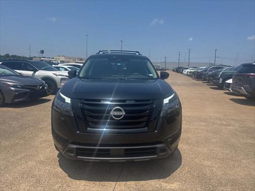 2023 Nissan Pathfinder SV FWD