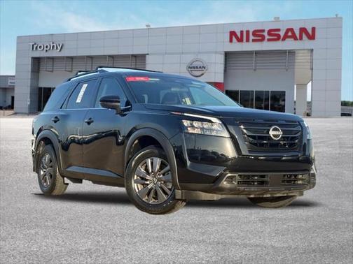2023 Nissan Pathfinder SV FWD
