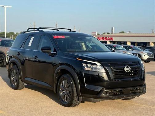 2023 Nissan Pathfinder SV FWD