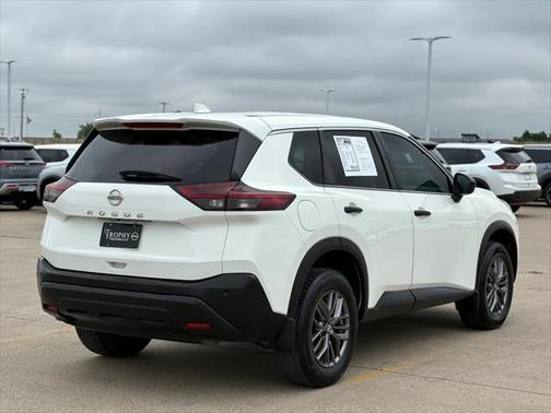 2021 Nissan Rogue S