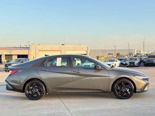 2026 Hyundai ELANTRA Sport