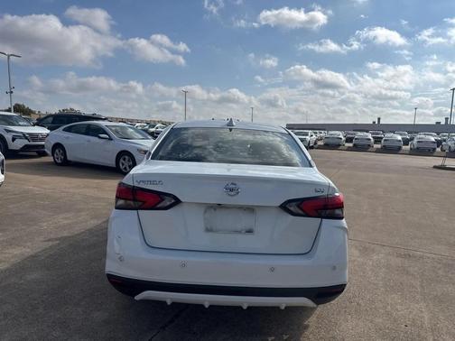 2020 Nissan Versa 1.6 SV