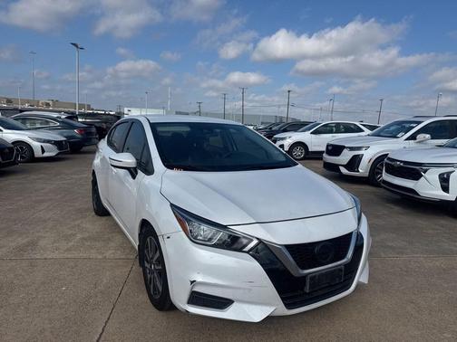 2020 Nissan Versa 1.6 SV
