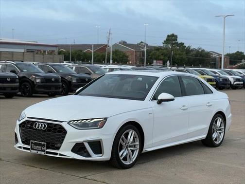 2023 Audi A4 45 S line Premium Plus