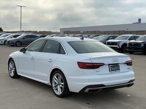 2023 Audi A4 45 S line Premium Plus