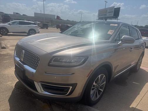 2019 Lincoln Nautilus Select