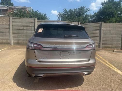 2019 Lincoln Nautilus Select