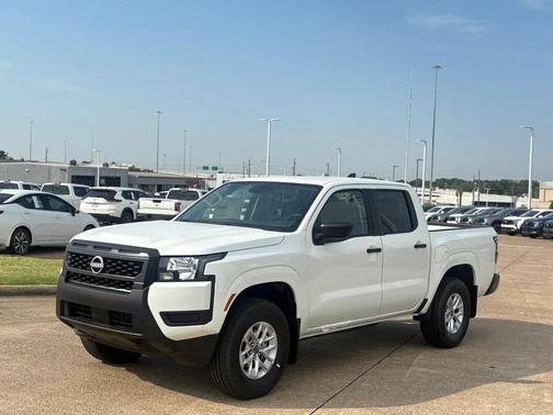 2025 Nissan Frontier S