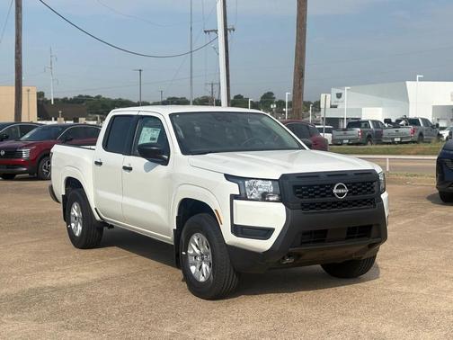 2025 Nissan Frontier S