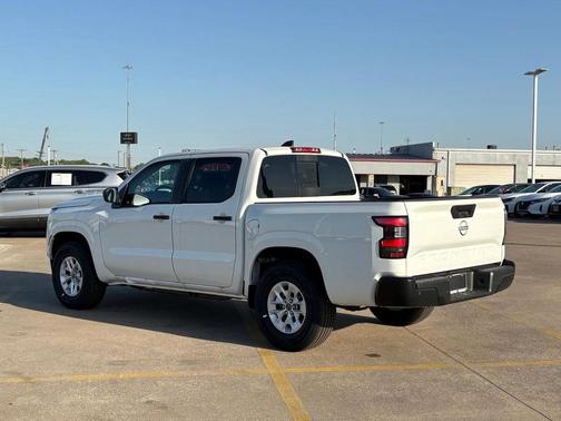 2025 Nissan Frontier S
