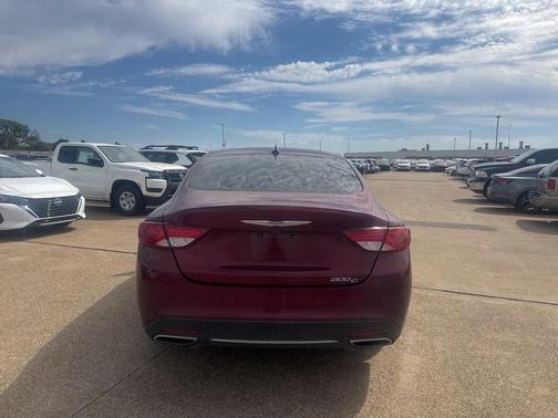 2016 Chrysler 200 C