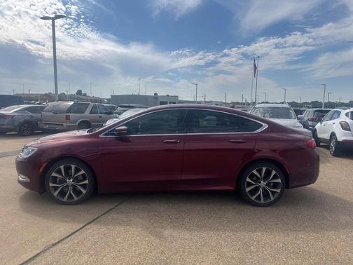 2016 Chrysler 200 C