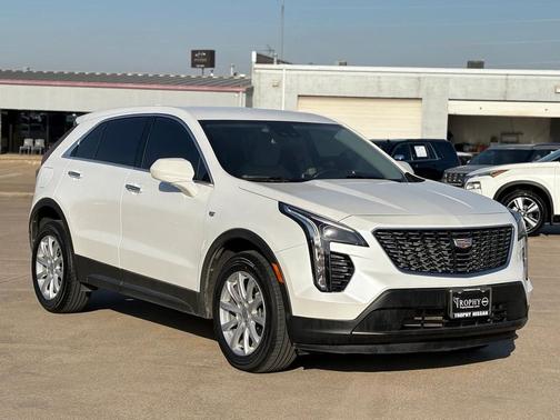 2022 Cadillac XT4 Luxury