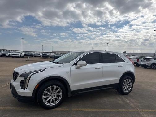 2022 Cadillac XT4 Luxury