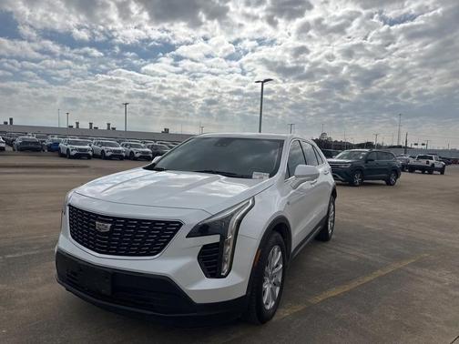 2022 Cadillac XT4 Luxury