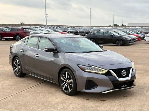Gun Metallic 2021 Nissan Maxima 3.5 SV