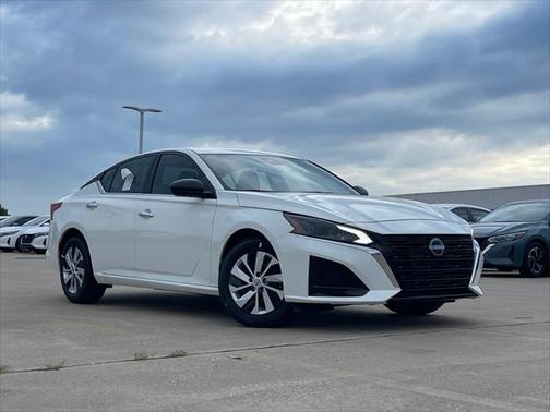 2025 Nissan Altima S FWD