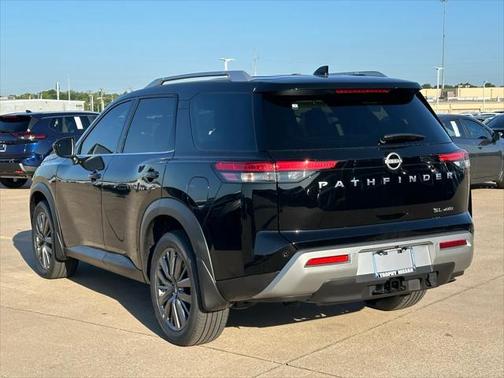 2025 Nissan Pathfinder SL 4WD