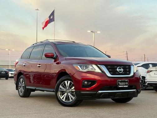 2020 Nissan Pathfinder SL 2WD