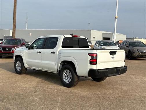 2025 Nissan Frontier S