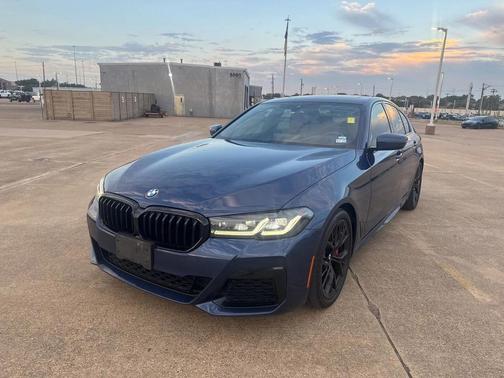 2022 BMW 530 i