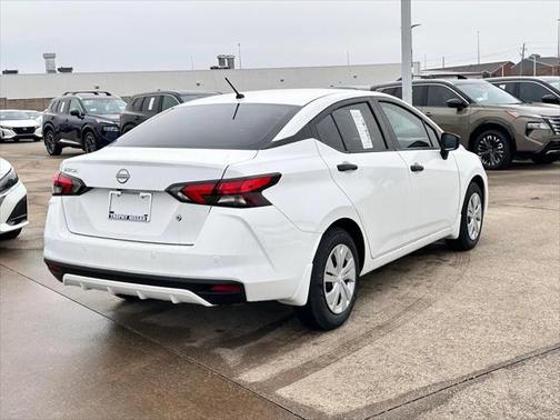 2025 Nissan Versa 1.6 S