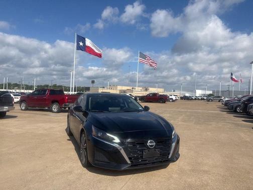 Super Black 2023 Nissan Altima 2.5 SL