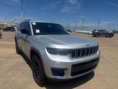 2021 Jeep Grand Cherokee L Laredo