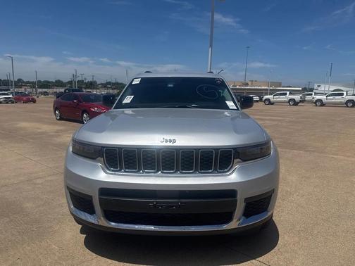 2021 Jeep Grand Cherokee L Laredo