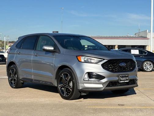 2020 Ford Edge ST