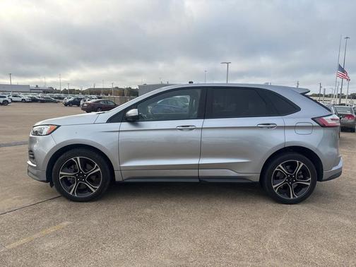 2020 Ford Edge ST