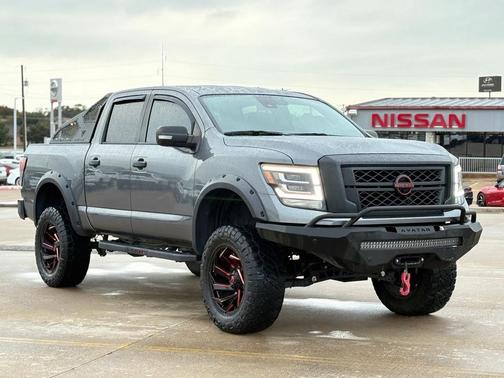 2023 Nissan Titan PRO-4X