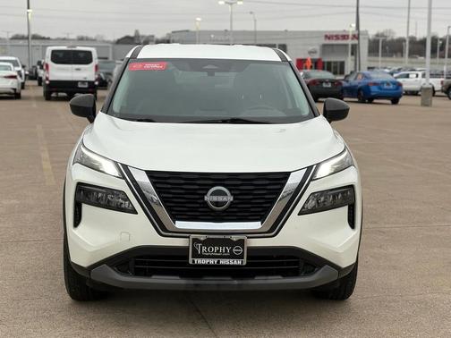 2022 Nissan Rogue S