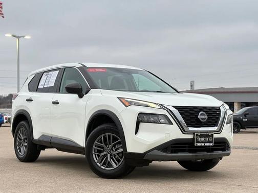 2022 Nissan Rogue S