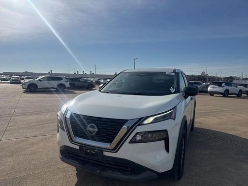 2022 Nissan Rogue S