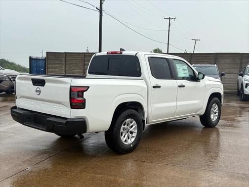 2025 Nissan Frontier S