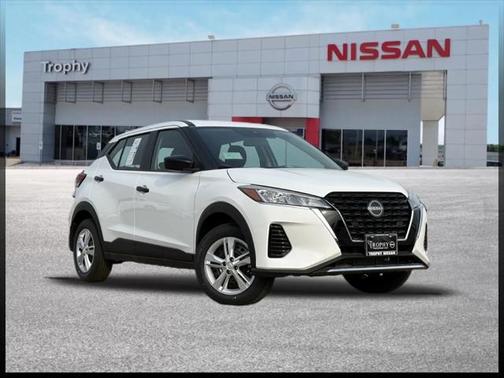 2025 Nissan Kicks S