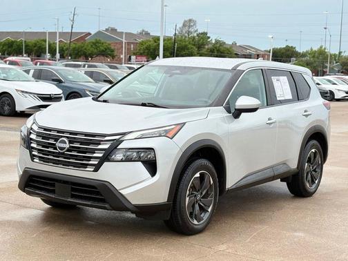 2024 Nissan Rogue SV