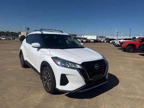 2024 Nissan Kicks SV