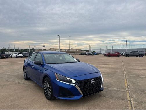 Bluestone 2025 Nissan Altima 2.5 SV