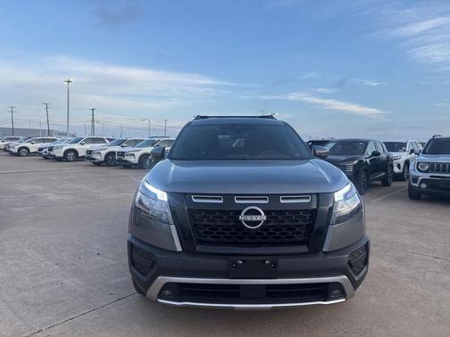 2025 Nissan Pathfinder Rock Creek 4WD