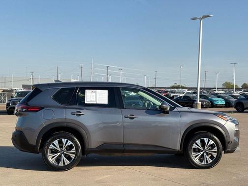 Gun Metallic 2021 Nissan Rogue SV