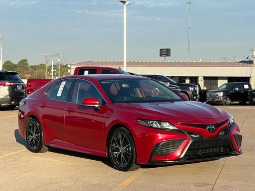 2023 Toyota Camry SE