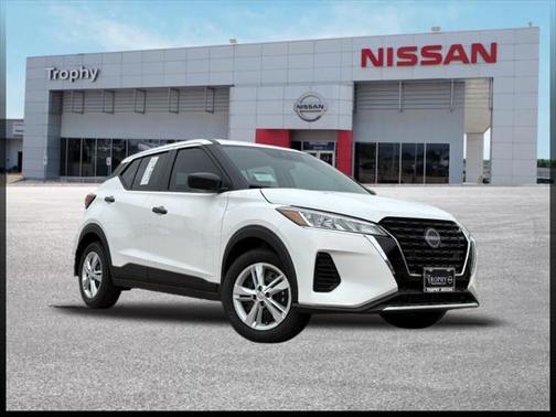 2025 Nissan Kicks S
