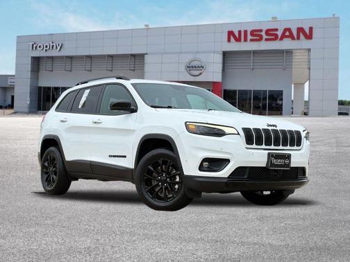 Bright White Clearcoat 2023 Jeep Cherokee Altitude