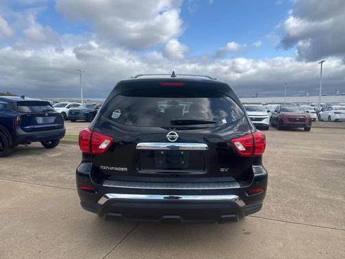 2020 Nissan Pathfinder SV 2WD