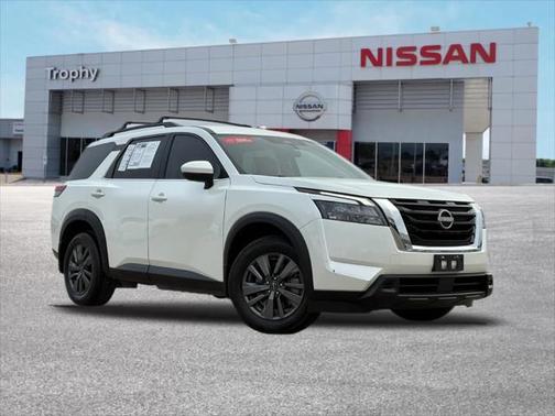 2023 Nissan Pathfinder SV FWD